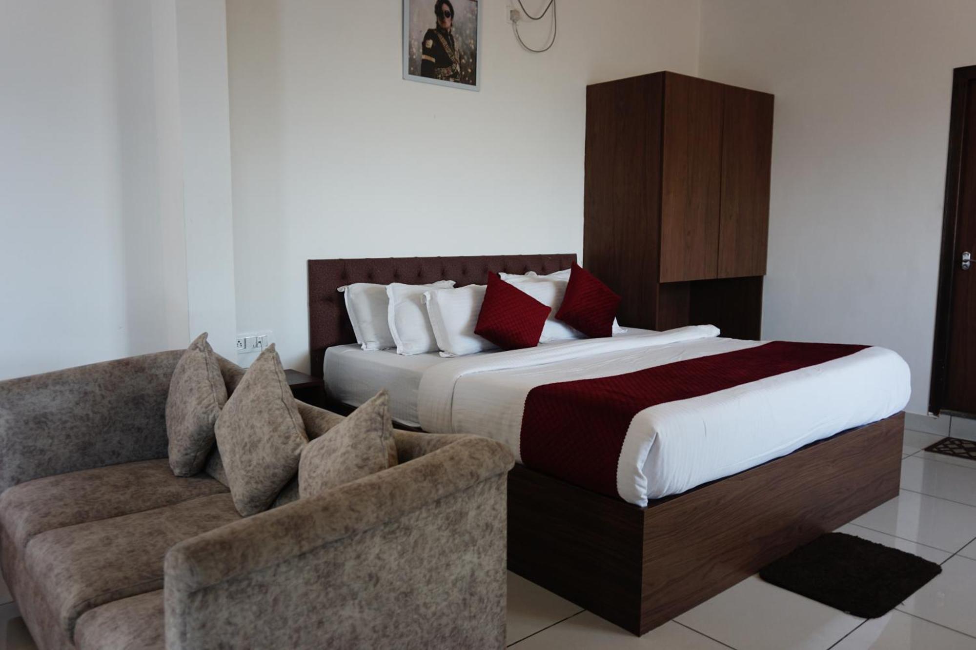 Vistar Resort & Hotels Kammasandra エクステリア 写真