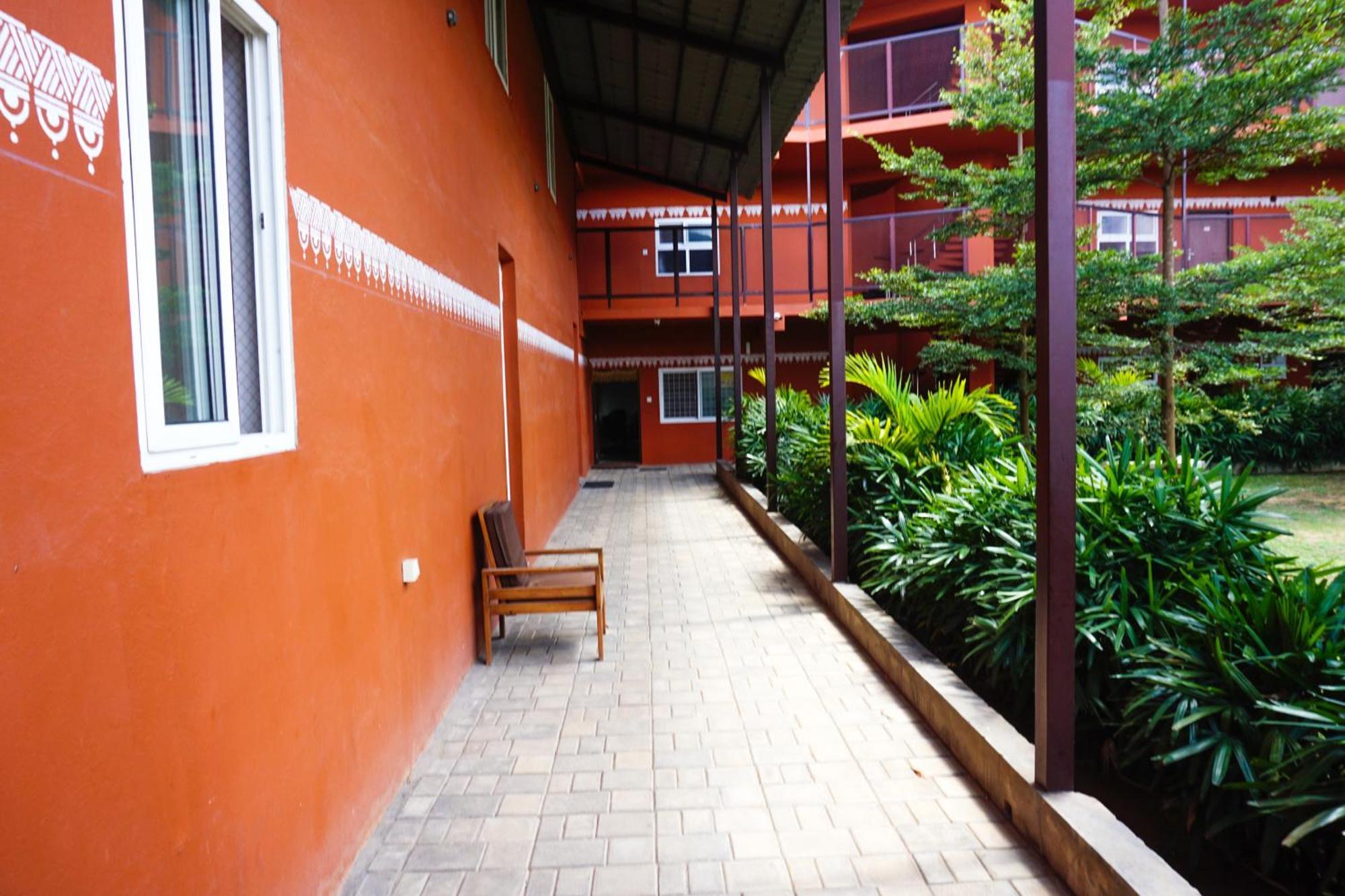 Vistar Resort & Hotels Kammasandra エクステリア 写真