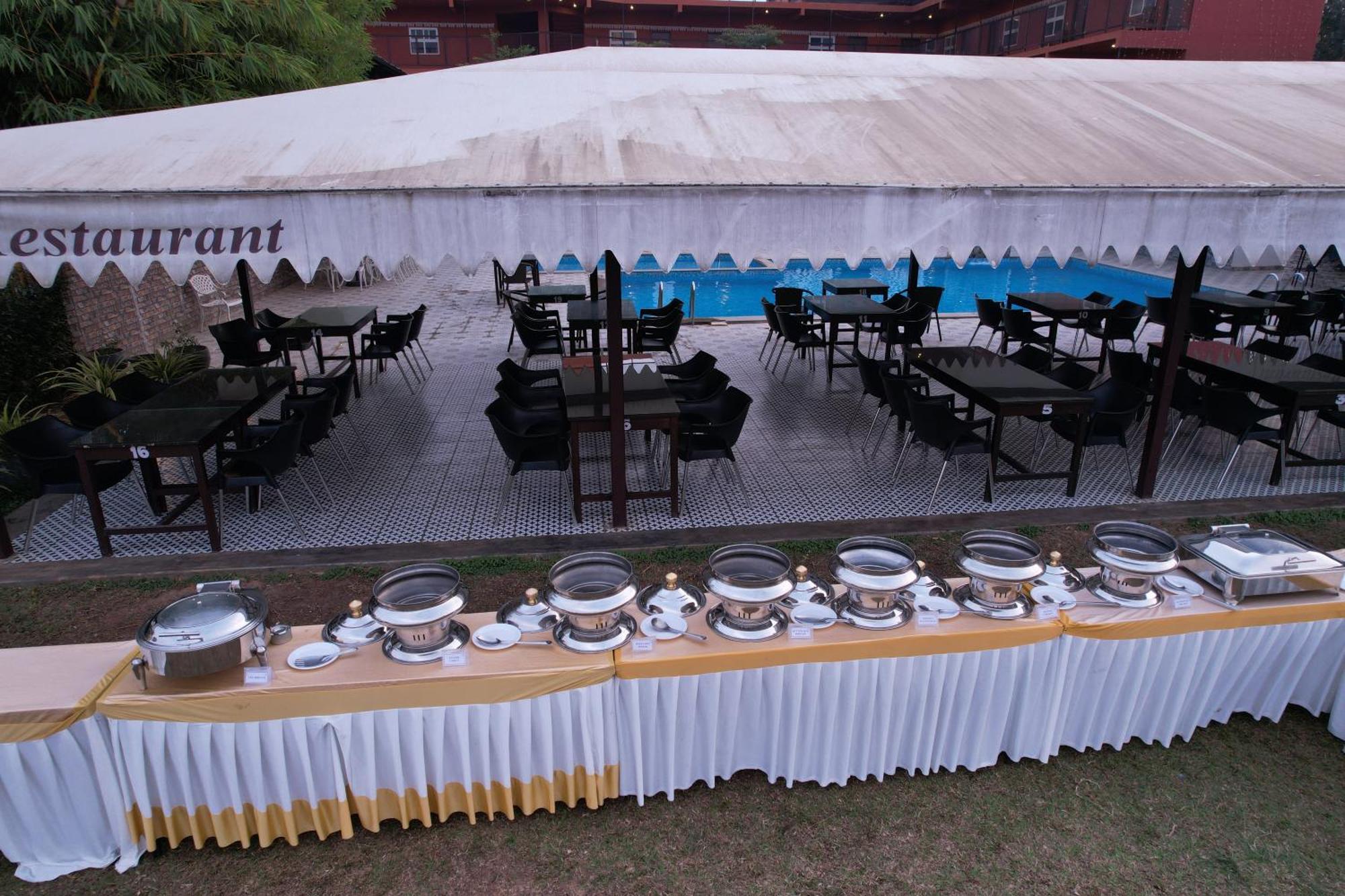 Vistar Resort & Hotels Kammasandra エクステリア 写真