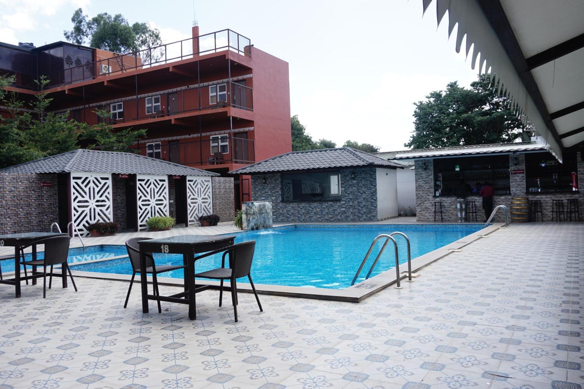 Vistar Resort & Hotels Kammasandra エクステリア 写真