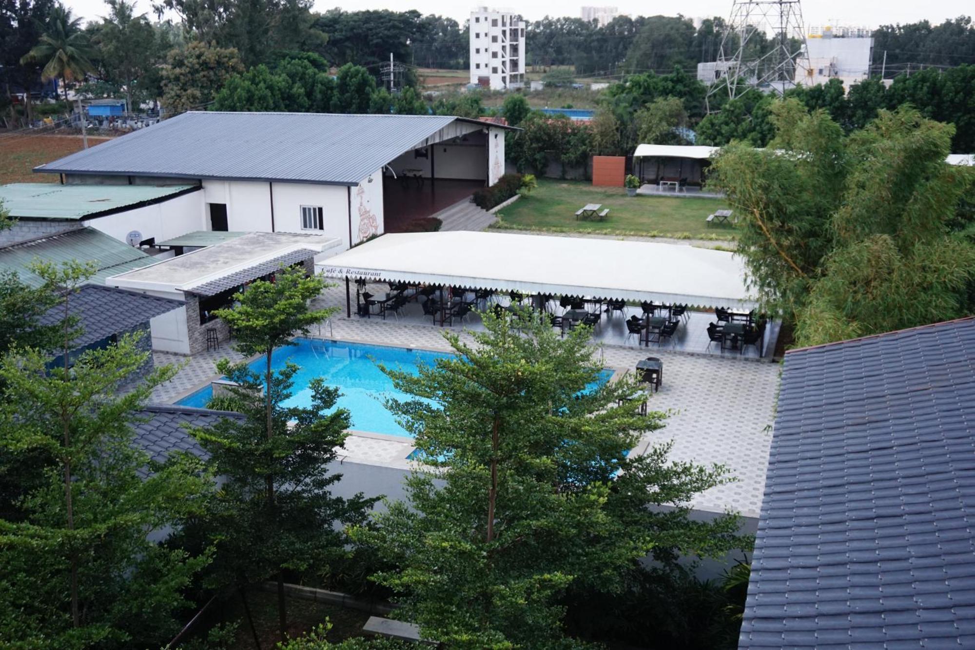 Vistar Resort & Hotels Kammasandra エクステリア 写真