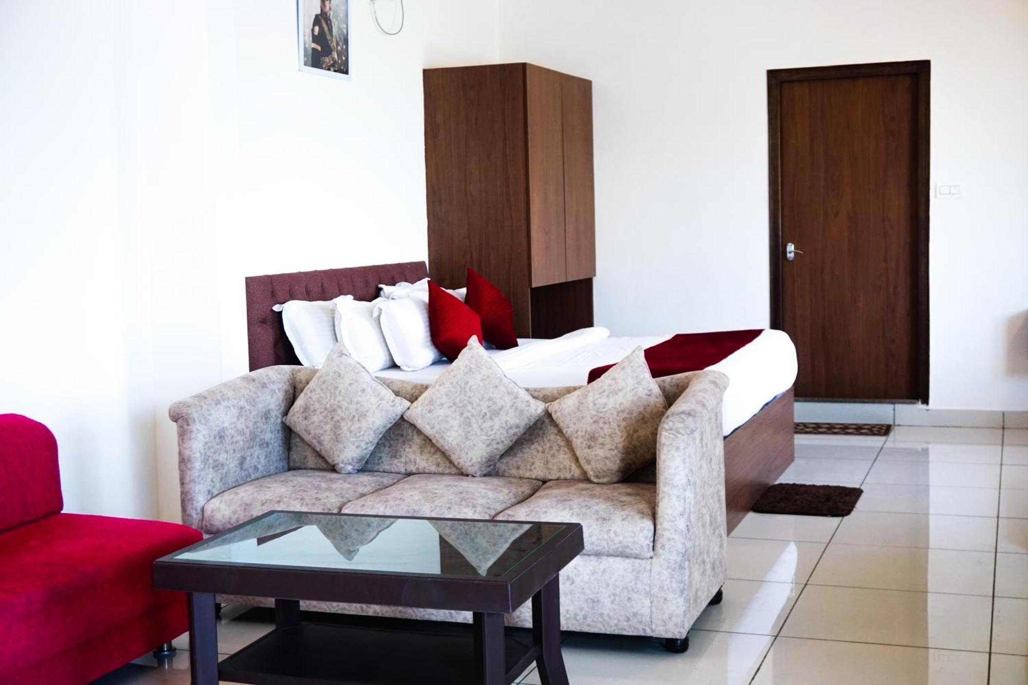 Vistar Resort & Hotels Kammasandra エクステリア 写真