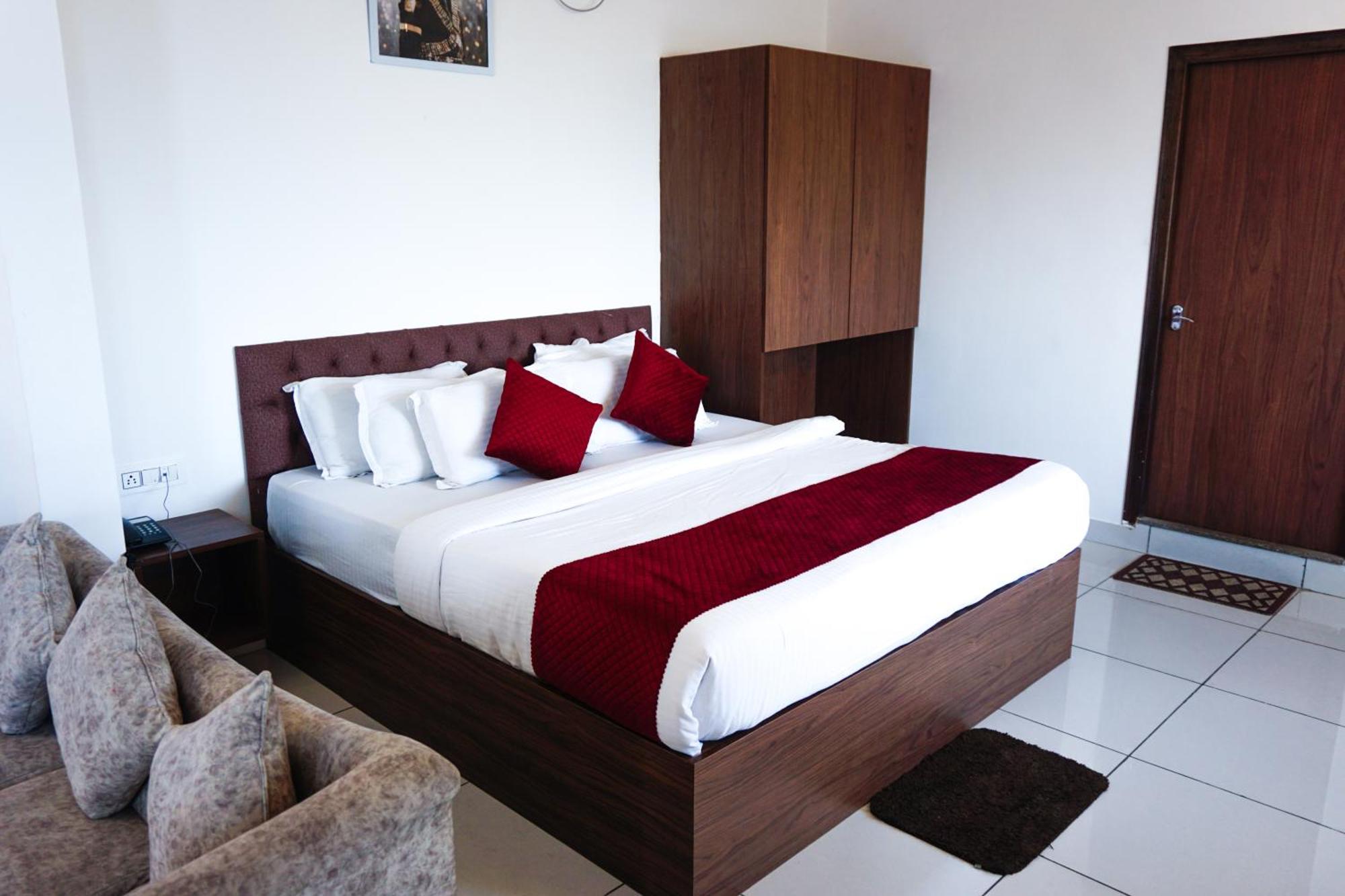 Vistar Resort & Hotels Kammasandra エクステリア 写真