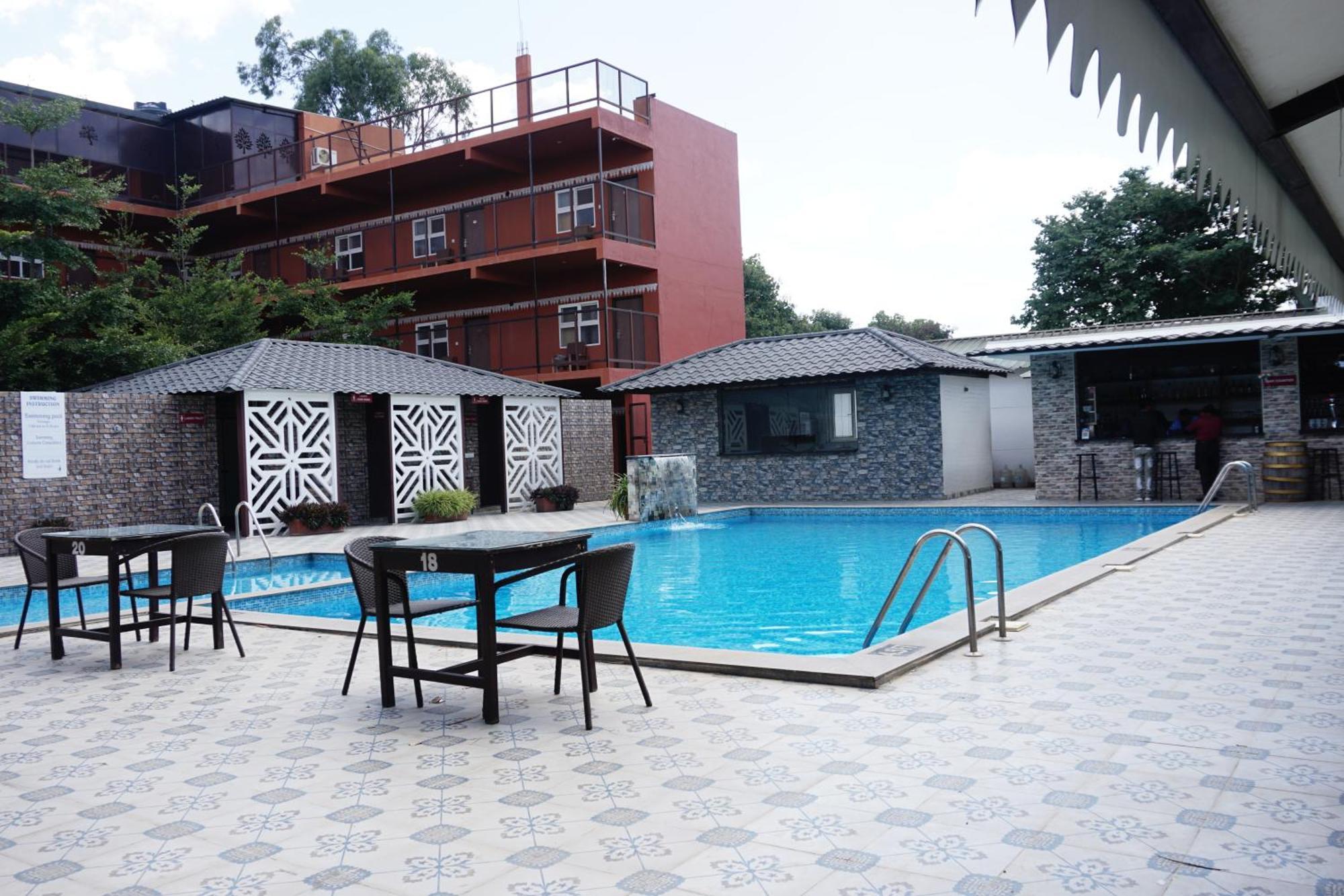 Vistar Resort & Hotels Kammasandra エクステリア 写真