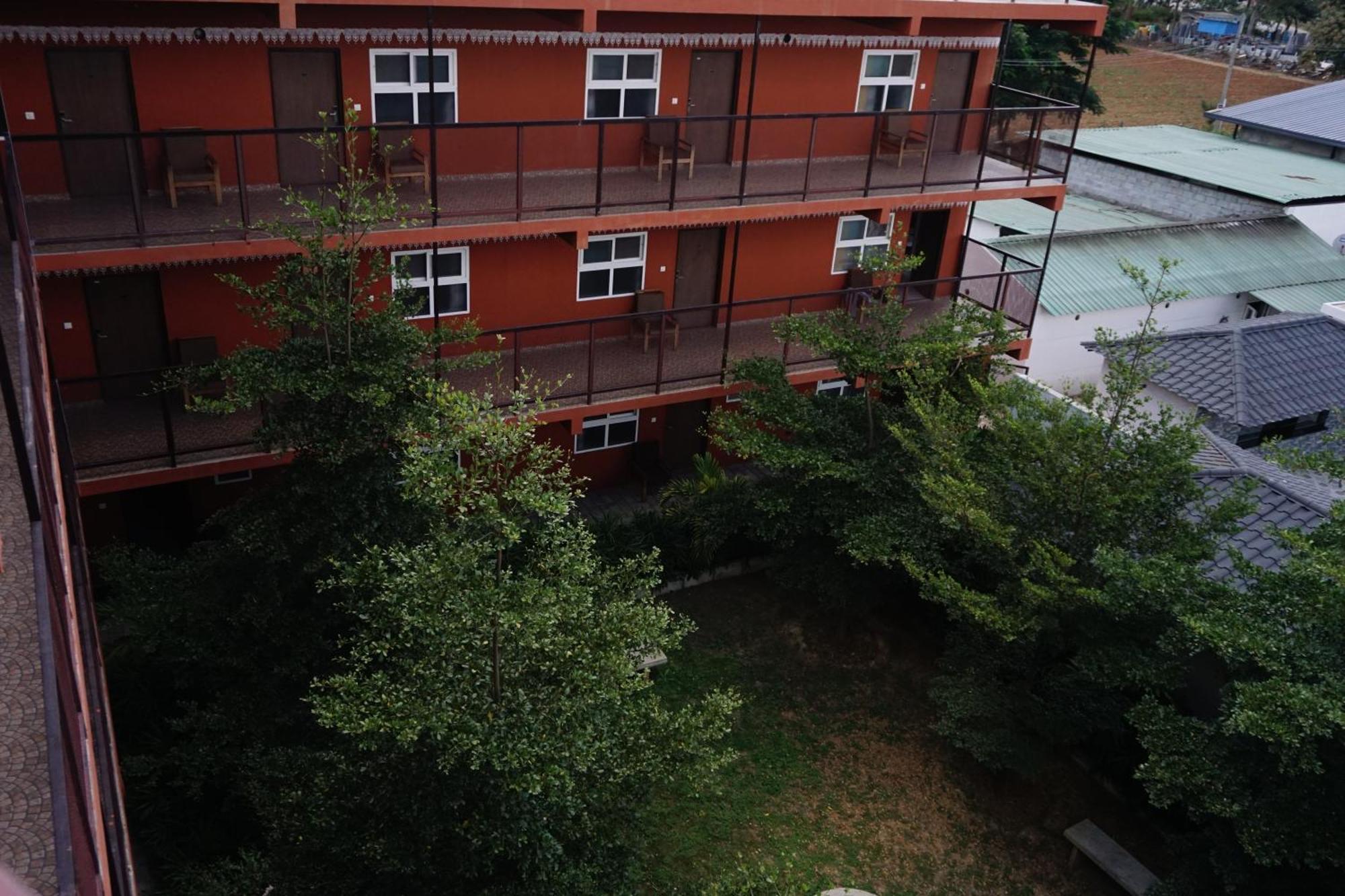 Vistar Resort & Hotels Kammasandra エクステリア 写真